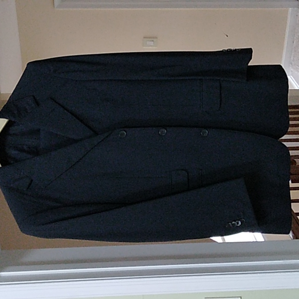 Gucci mens suit in dark blue fits men 5ft 9in and 165 under